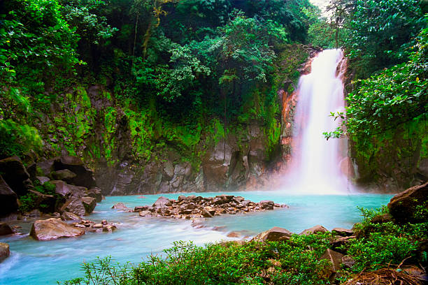 image of waterfall in costa rica