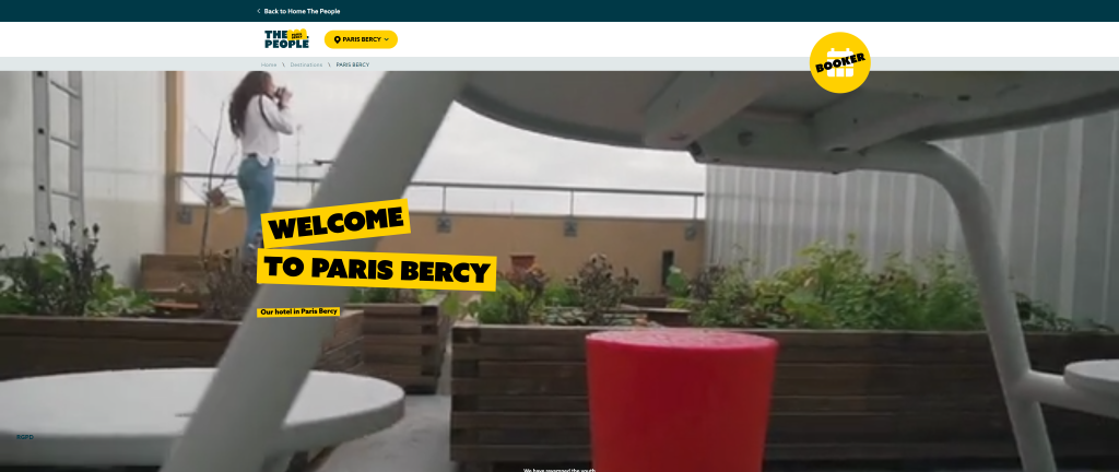 screenshot of the people hostels in paris homepage